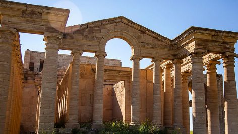 معماری اشکانیان